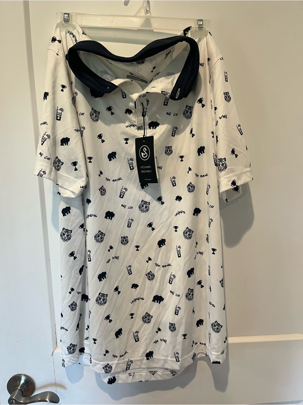 Men's Swannies Golf White Polo with navy prints The Bear. L